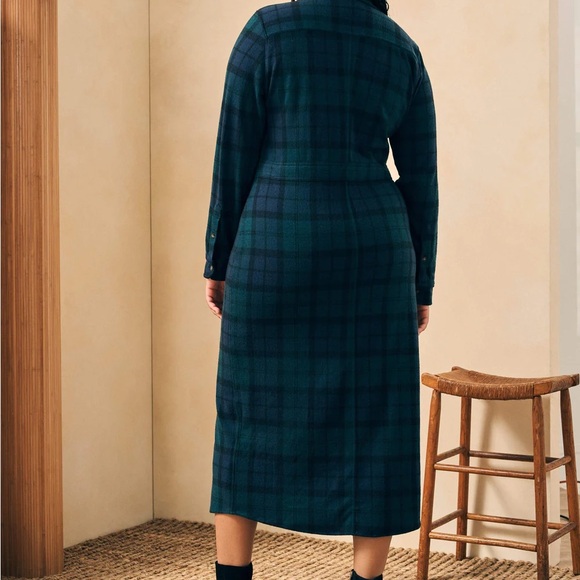 Faherty Legend Sweater Maxi Dress - Picture 9 of 12